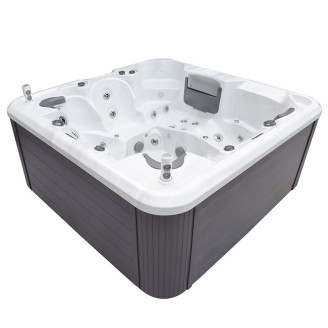 Hydromassage bathtub