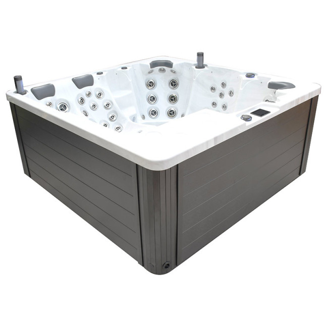 Dunö hot tub