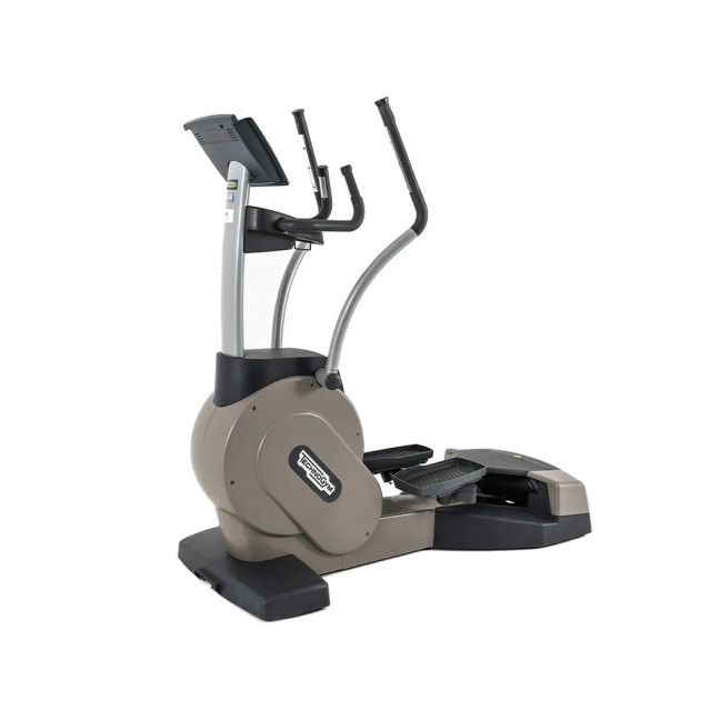 TECHNOGYM New Excite 700 VisioWeb crossover Used/Reconditioned - Perfect condition