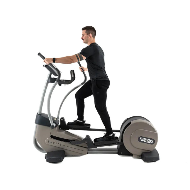 TECHNOGYM Synchro New Excite 700 LED elliptical trainer Used/Reconditioned - Perfect condition