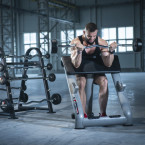 Curl bar with a load of 7.5 - 60 kg