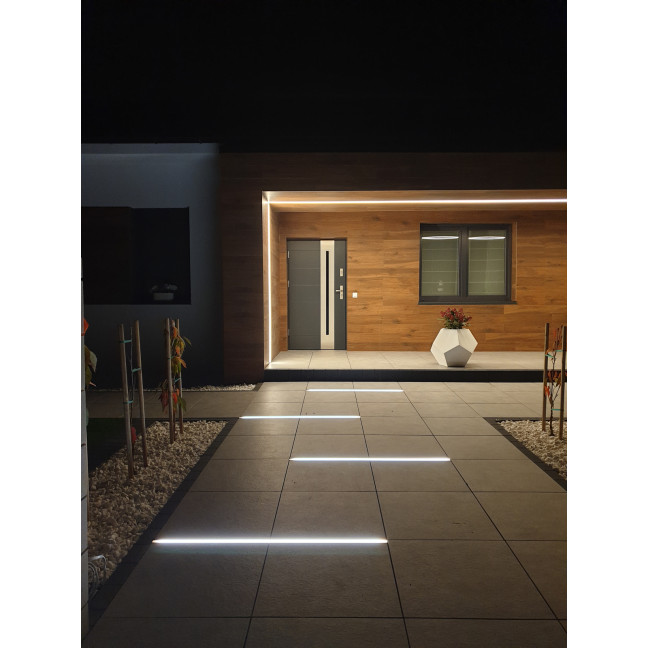 Alma white garden pot with lighting