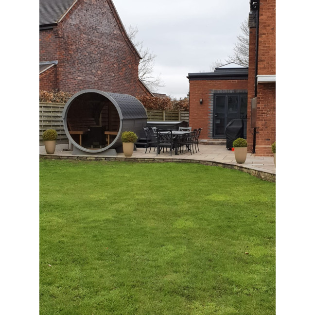 Barrel Sauna 330 with Terrace for 4 people / Electric or Wood-Burning Harvia Stove / High quality Scandinavian Spruce