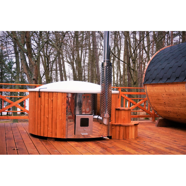 DeLux 220 Hot Tub - Luxurious Outdoor Spa