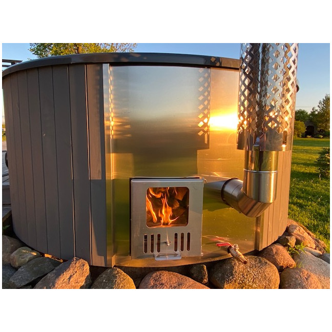 DeLux 220 Hot Tub - Luxurious Outdoor Spa