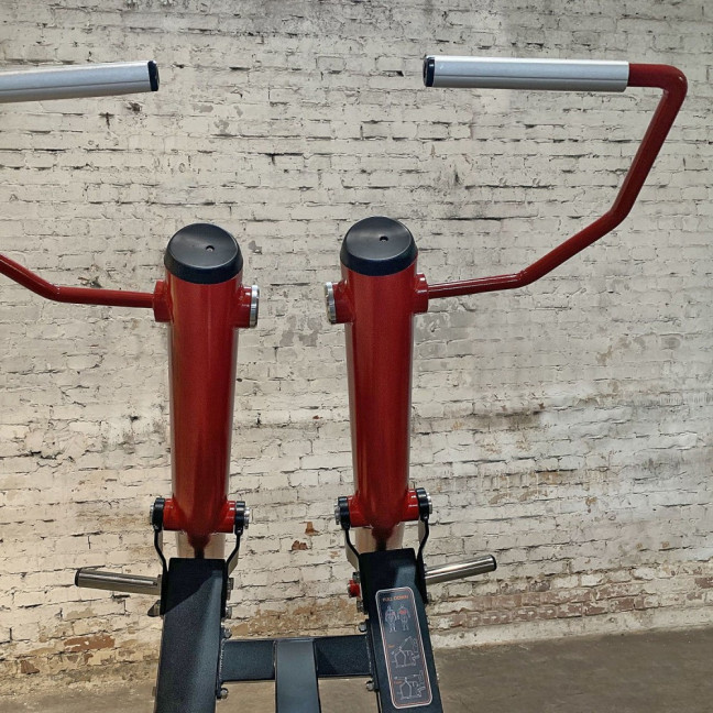 PLM-407 latissimus dorsi exercise machine