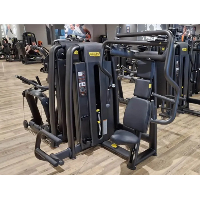 TECHNOGYM SELECTION PRO Chest Press Used/Reconditioned - Perfect condition