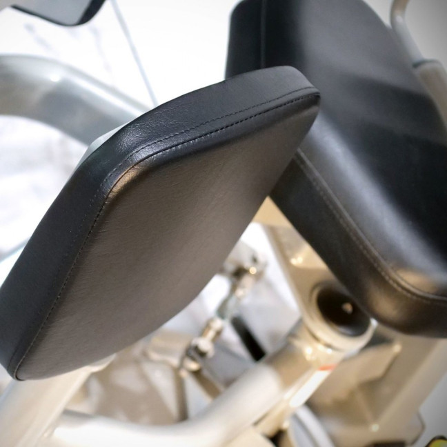 Thigh adductor machine with stack PLM-614