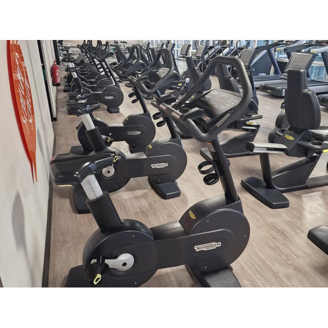 TECHNOGYM Excite 1000 LED Upright Bike Used/Reconditioned - Perfect condition